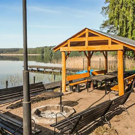 Holiday home Stunning In With Sauna Ocypel